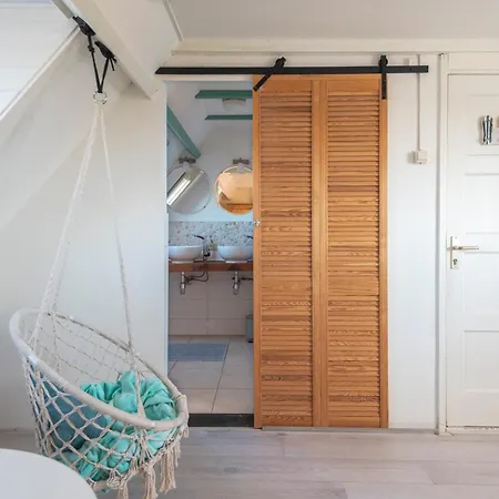 Bed & Breakfast Little Miss Sunshine Zandvoort