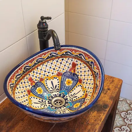 Little Miss Sunshine בית הארחה